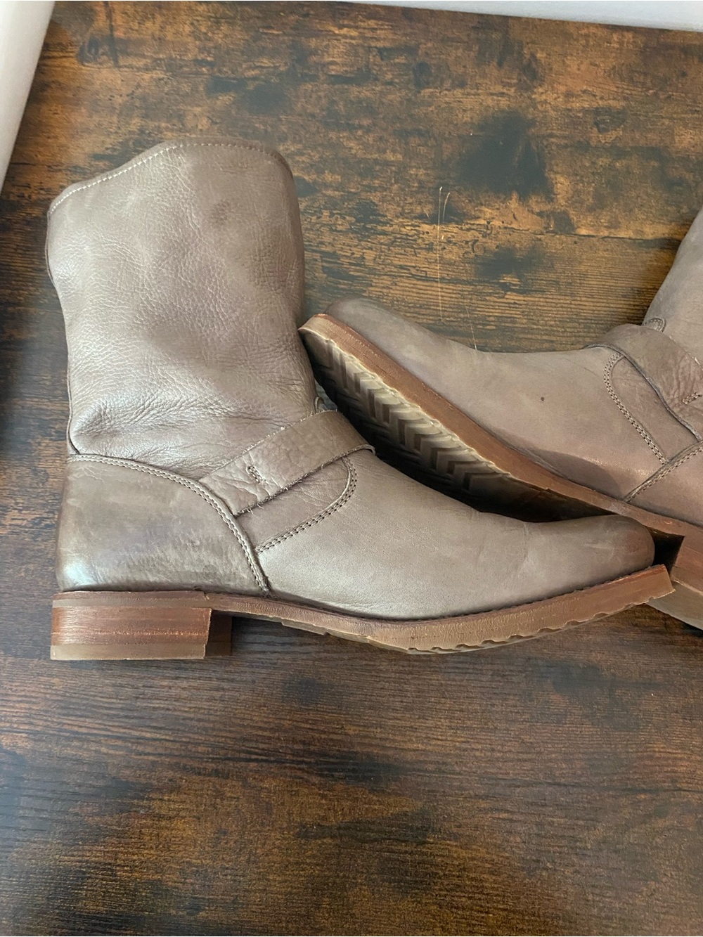 Frye Veronica Flex Short Taupe Leather Boots - Picture 8 of 13